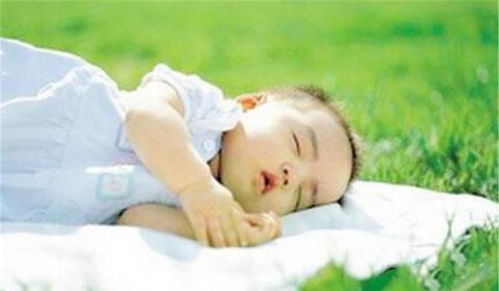 粗心爸媽 走紅,寶媽產(chǎn)后出院把娃落下了,護(hù)士 你們來干啥的