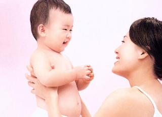 臍帶護(hù)理液 詮釋媽媽的愛 - 全國藥品網(wǎng)