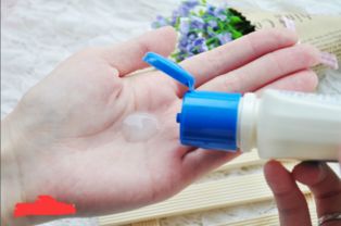 洗面奶被太陽曬完從固體變成液體了,什么情況