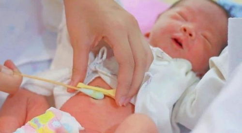 新生寶寶出生第42天,這五項(xiàng)檢查一個都不能少,父母要重視